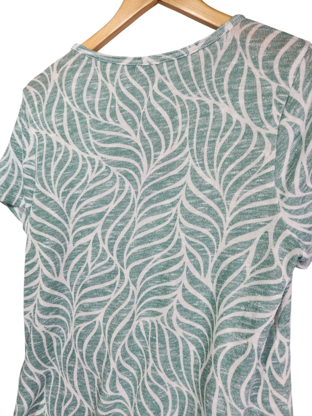 Daisy + Coco Green Leaf Print Notch Neck Top Size Large Casual Coastal Boho Knit - Picture 6 of 15